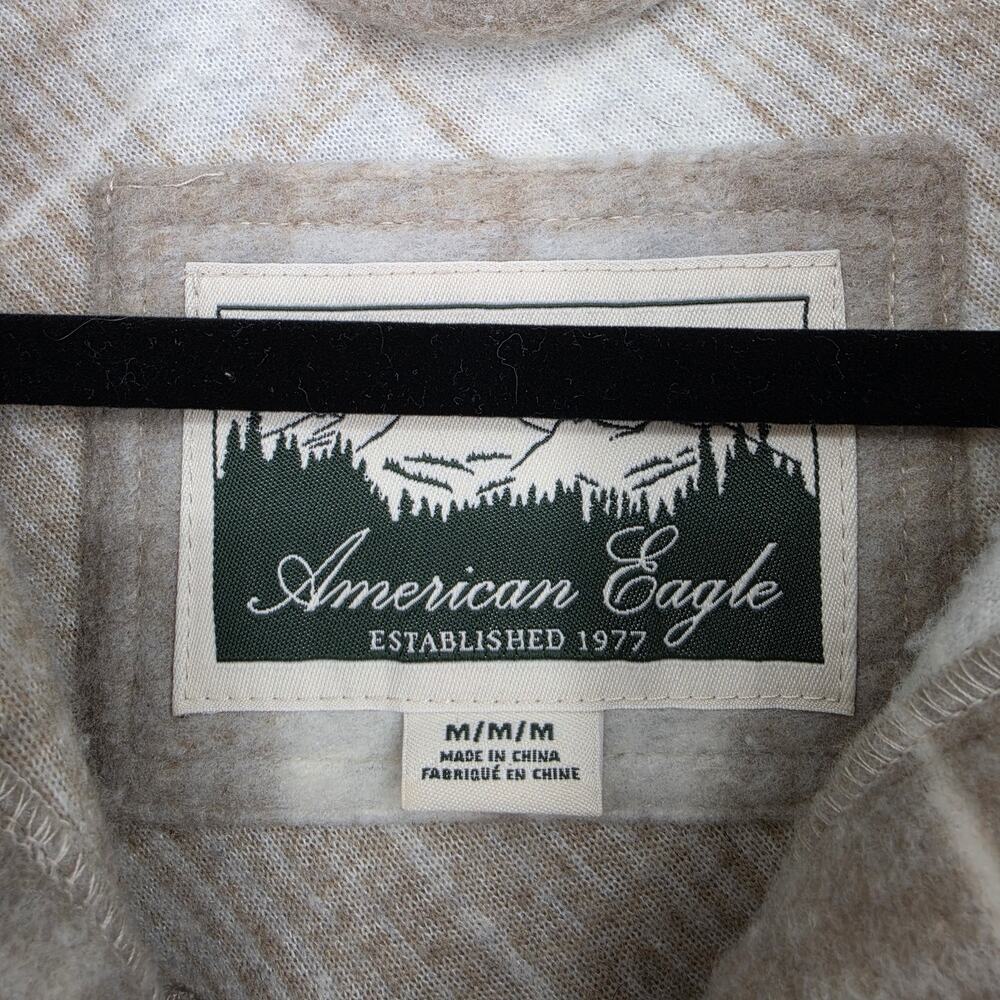 American Eagle Tan Plaid Fleece Elongated Shirt Jacket Shacket W/ Pockets Size M - Picture 2 of 4